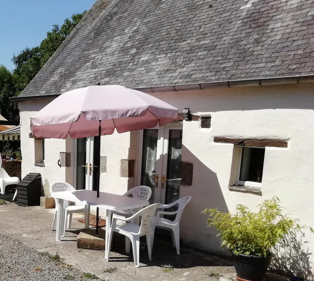 Gasthaus La Petite Maison Beauchêne Exterior foto